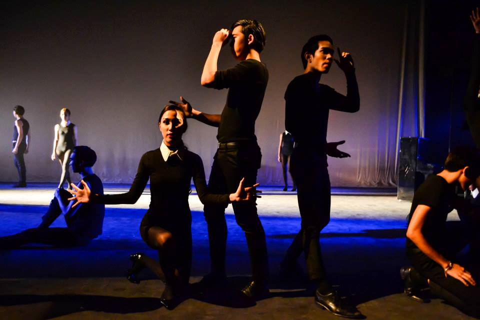 ที่นี่ ความฝันงดงาม และ เป็นจริง By : BU Theatre Company