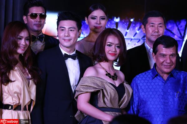 โดม ปกรณ์ ลัม-ดาราเขมร ดาราไทย ไม่น้อยหน้ากว่ากัน