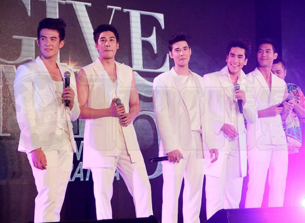 กรี๊ดสุดฟินจิ้นกระจายกับ 5 พระเอกสุดซี๊ด 'GIVE ME 5'