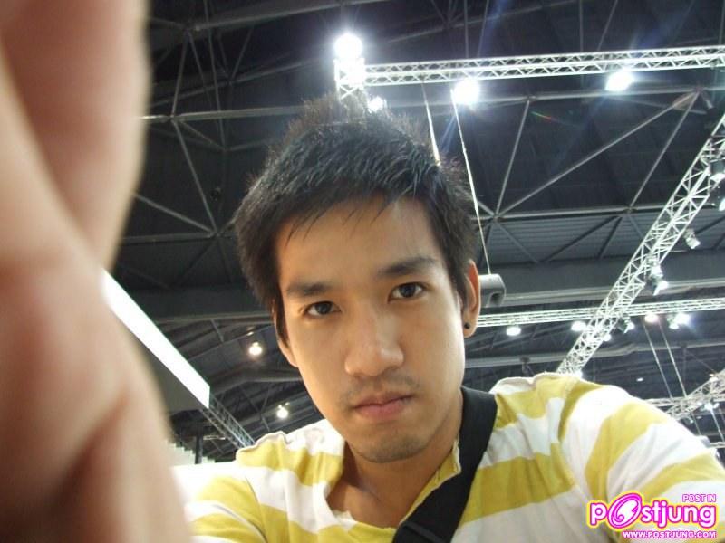 พ่อหนุ่มรูปหล่อ  มีภรรแล้วไหมน้อ  จะขอเดินควงสักวัน  @บารวี 260