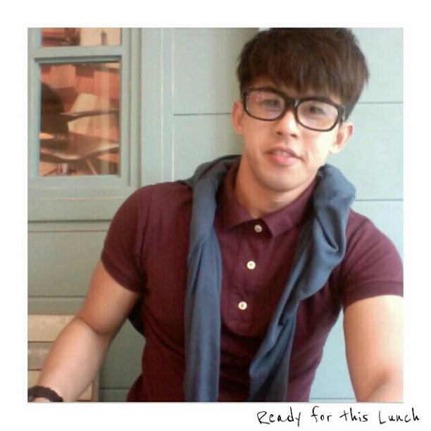 เบรกอารมณ์กับหนุ่มหล่อกันบ้างนะครับ  ทะลุเสื้อผ้าจริงๆ @บารวี 263