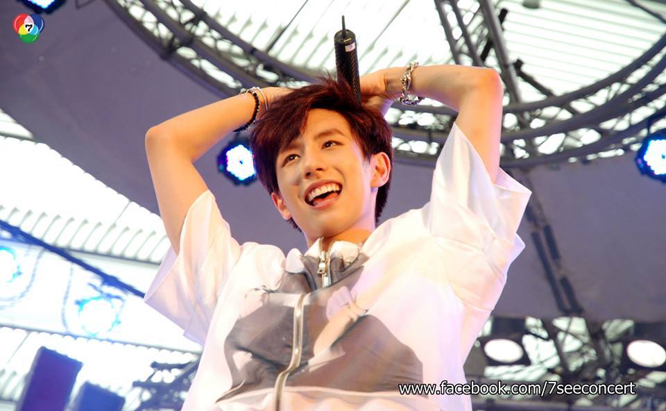 ใบเตย ปะทะ ศิลปินเกาหลี Boyfriend ใน 7 สีคอนเสิร์ต!!