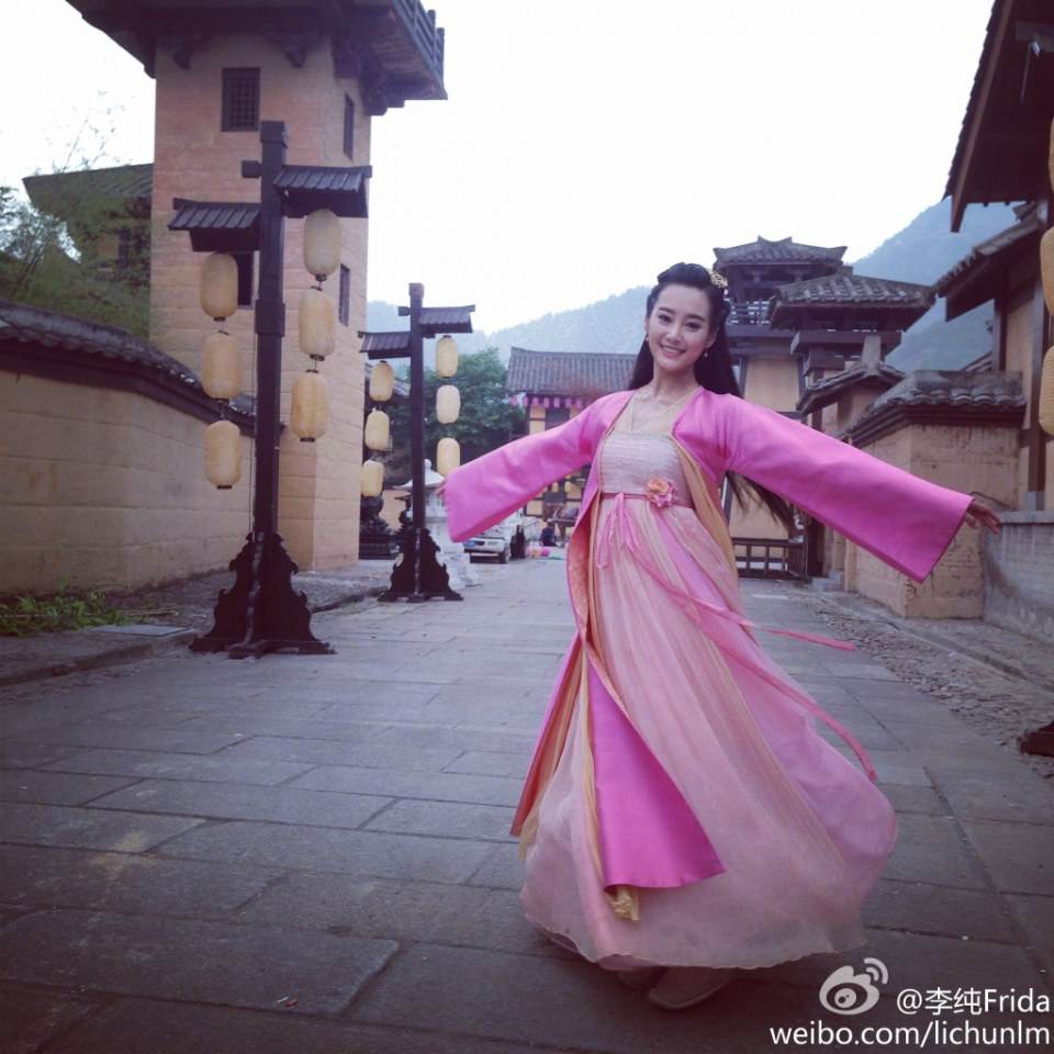 Hua Qian Gu《花千骨》2014 part40
