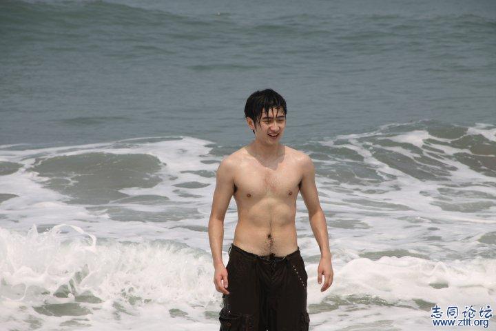 อาจดูตัวเล็กแ่ค่นี้ แต่ไม่ยอมใครที่ไหน ถ้าอารมณ์เสียเมื่อไรเรื่องยาวว  @บารวี 275