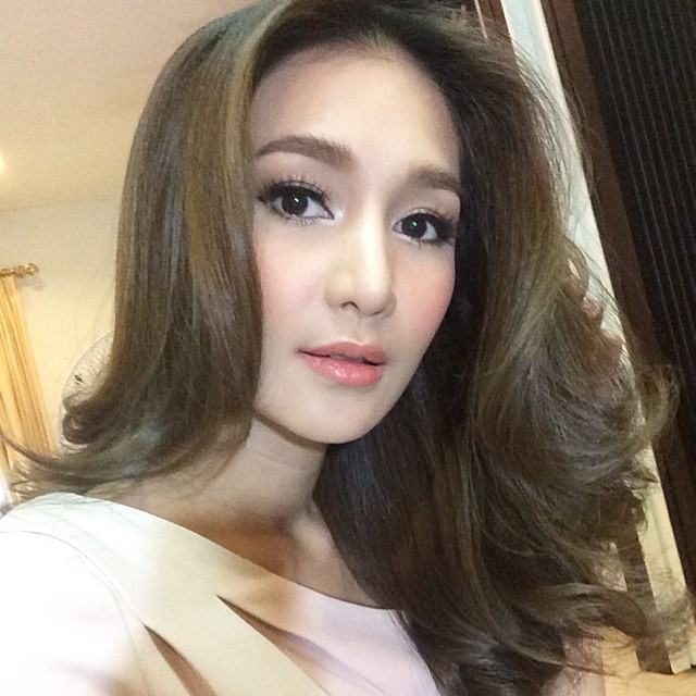 เนย โชติกา สวย เป๊ะทุกมุม