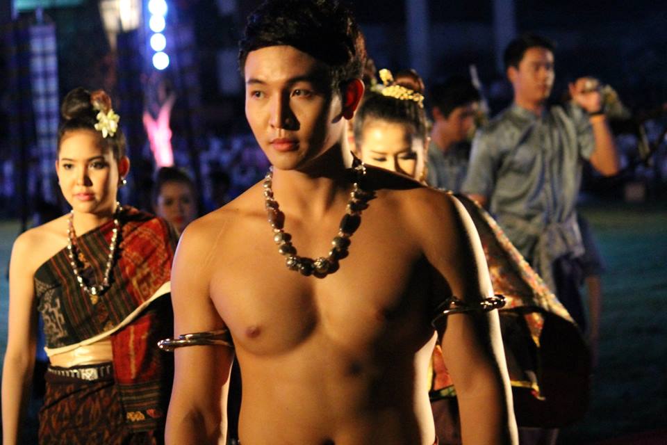 โครงการก้าวแรก ก้าวใหม่ 2557 มมส กิจกรรมบายศรีสู่ขวัญน้องๆเสือดาว11