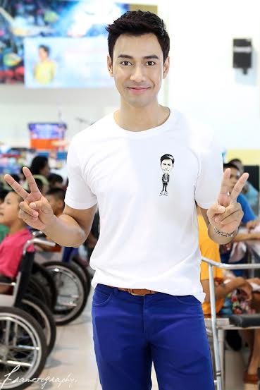 เก็บตกภาพ วันเกิดเอสกันตพงศ์ สวยหล่อจริงๆ!