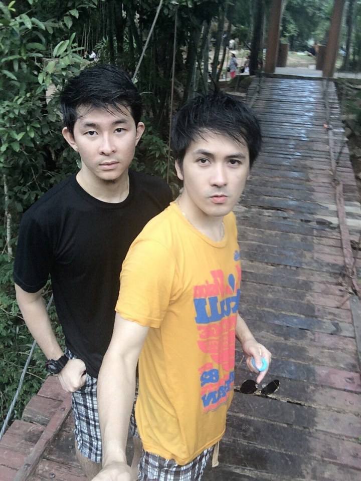 คู่จิ้น ชายแดน