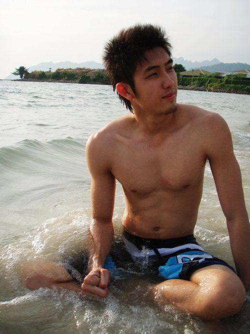 กลิ่นหอมคาวคละคลุ้ง  น้ำในผ้านุ่งไหลโจ๊ก ๆ @บารวี 310