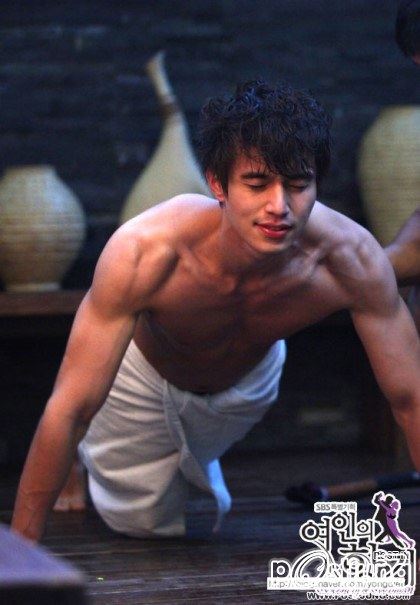ถอดโชว์เรือนร่าง 549