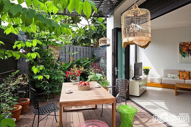 D2 Town House by MM++ Architects