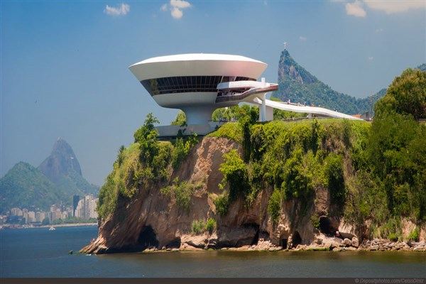 The Niteroi Contemporary Art Museum, Brazil พิพิธภัณฑ์ศิลปะร่วมสมัยนีเตรอย เติมอันเดียวนะ เพราะชอบ