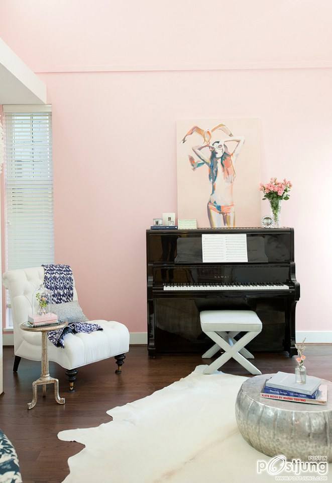 Ravenwoods Drive by The Cross Interior Design