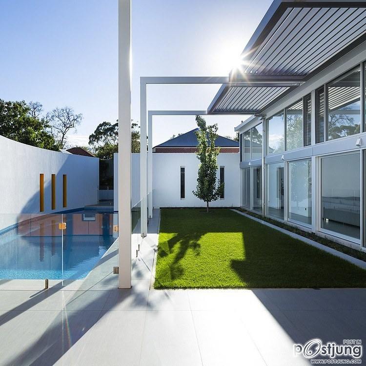 Prestipino House by Max Pritchard Architects