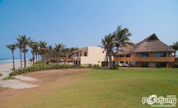 Casa Marina by Quintanilla Arquitectos