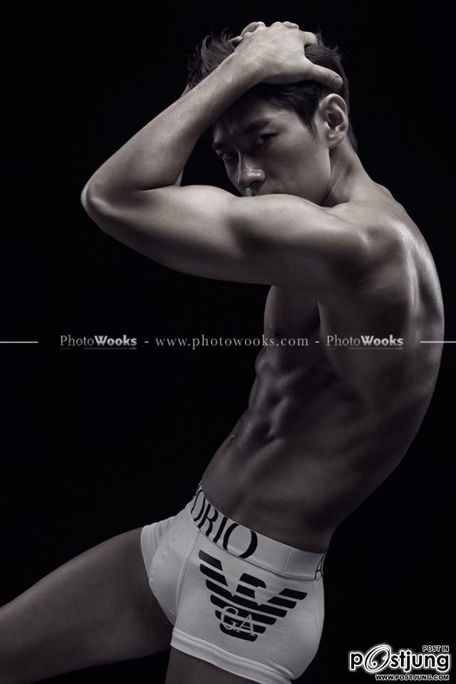 ถอดโชว์เรือนร่าง 558