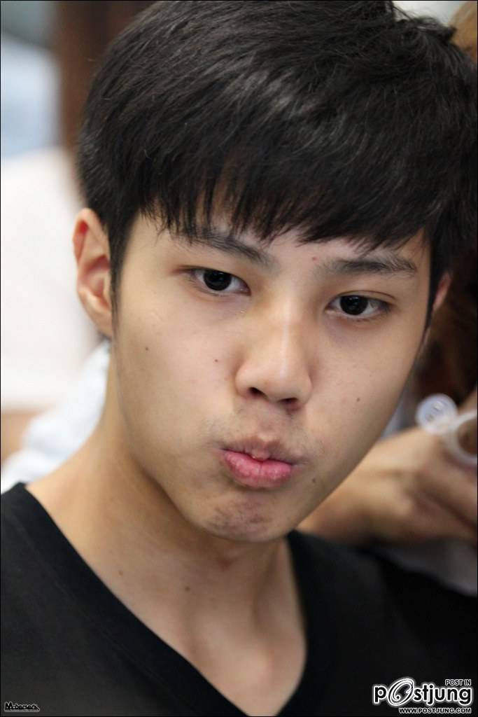 แบงค์ ฮอร์โมน2