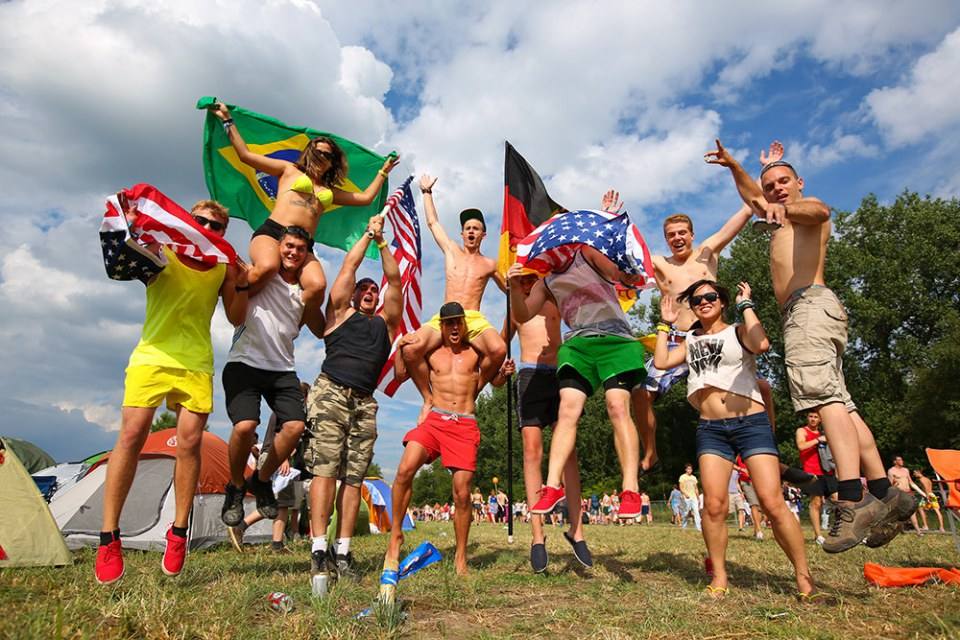 TOMORROWLAND