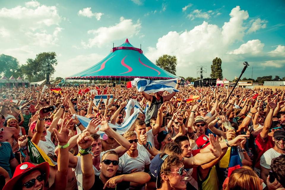 TOMORROWLAND