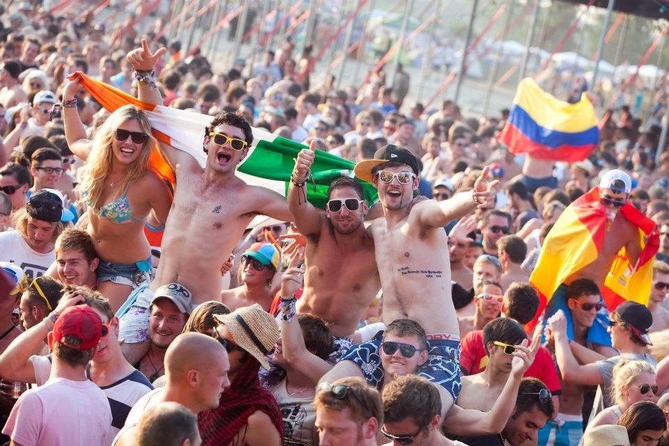 TOMORROWLAND