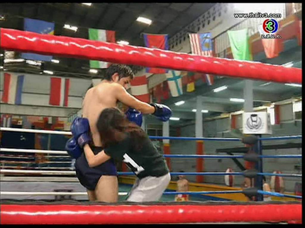 แชบๆ,นิว นริศสันต์_ลูกผู้ชายเลือดเดือด