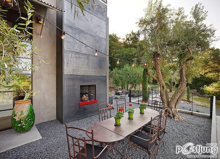 Olive Grove Residence by Total Concepts