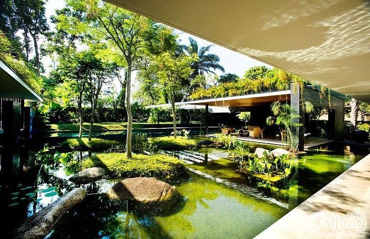 Cluny House by Guz Architects