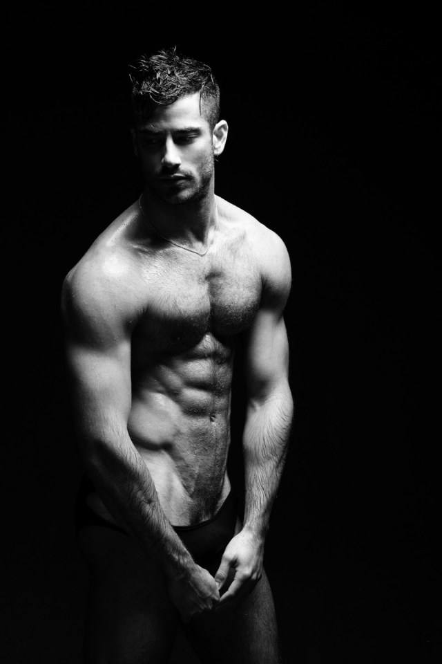Jonathan Guijarro หล่อละลาย
