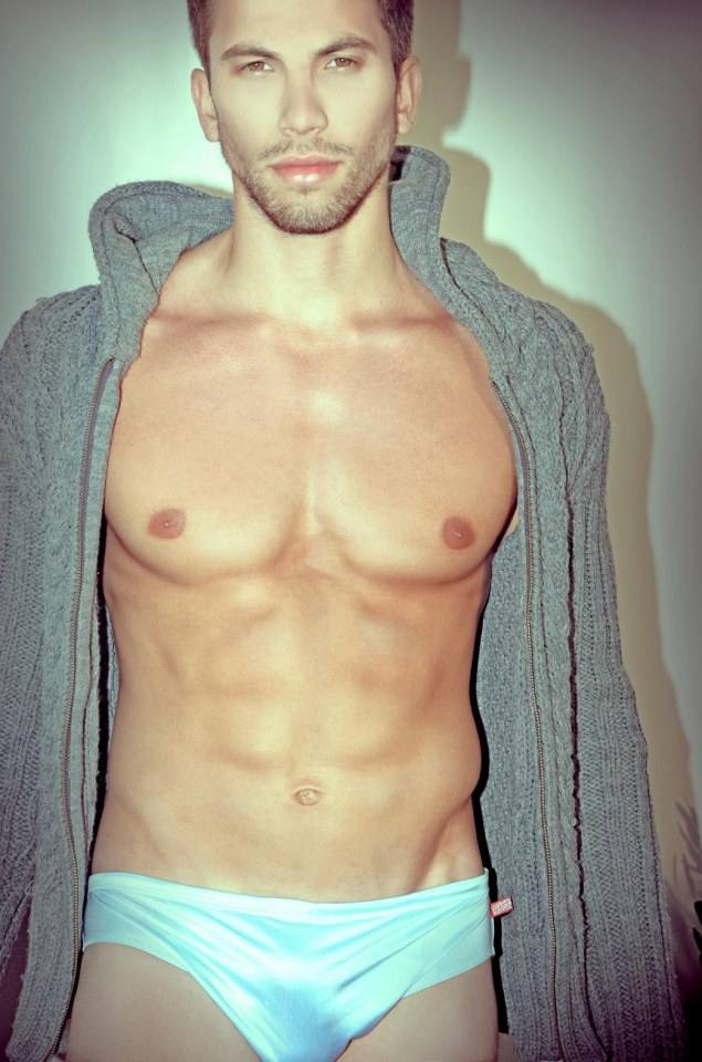 Gastohn Barrios อดใจยังไงไหว