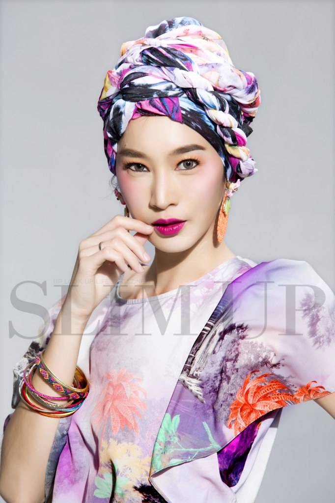 เห็นกันยัง SLIM UP MAGAZINE  ฐิสา วริฏฐิสา สวยมว๊ากกกก