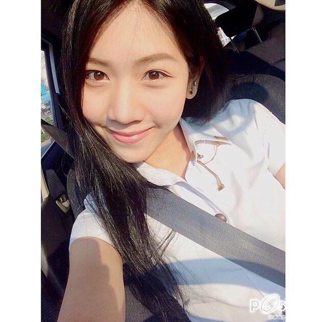 คนแรก น้องฟ้า ครับ