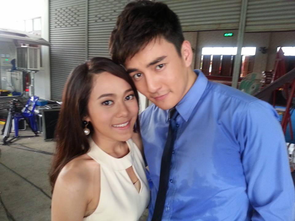 ภาพเบื้องหลัง ลีลาวดีเพลิง ปรากฏการณ์ดี มาเรียกน้ำย่อยจ้า...