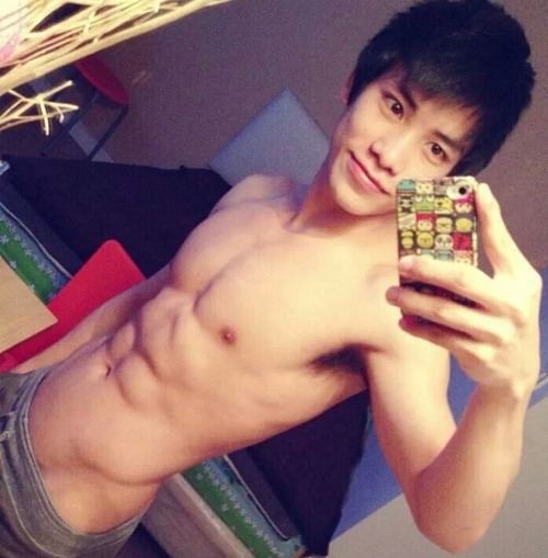 ยั่วให้อยากแล้วจากไป ชุด รูปวาบหวิวมีน้อย
