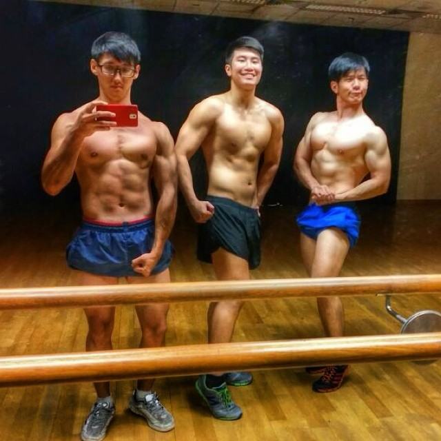 ยั่วให้อยากแล้วจากไป ชุด รูปวาบหวิวมีน้อย