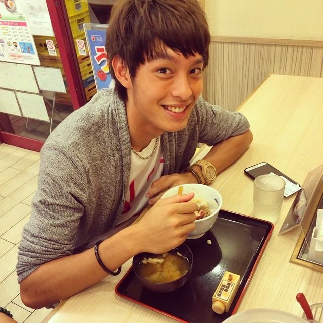 ยั่วให้อยากแล้วจากไป ชุด รูปวาบหวิวมีน้อย