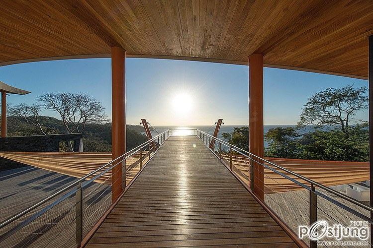 CieloMar Residence by Sarco Architects