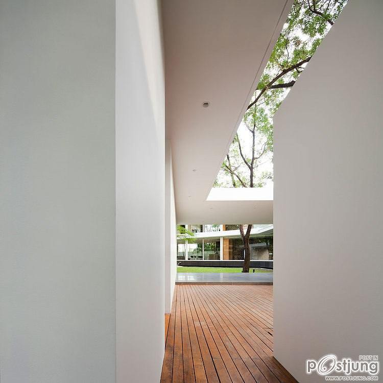 Residence in Bangkok by DBALP