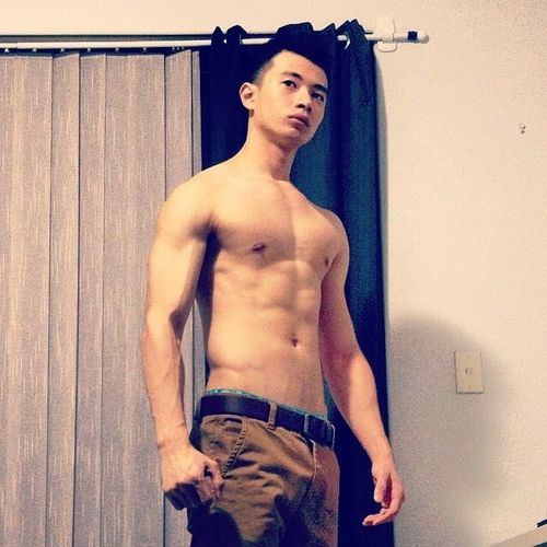 กลัวนิดหน่อยว่าเพื่อนๆจะลืมกัน   เลยไม่อยากขาดการโพสต์ครับ @บารวี 317