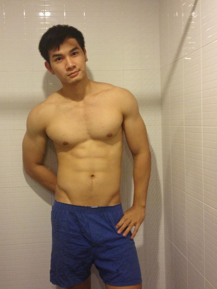 กลัวนิดหน่อยว่าเพื่อนๆจะลืมกัน   เลยไม่อยากขาดการโพสต์ครับ @บารวี 317