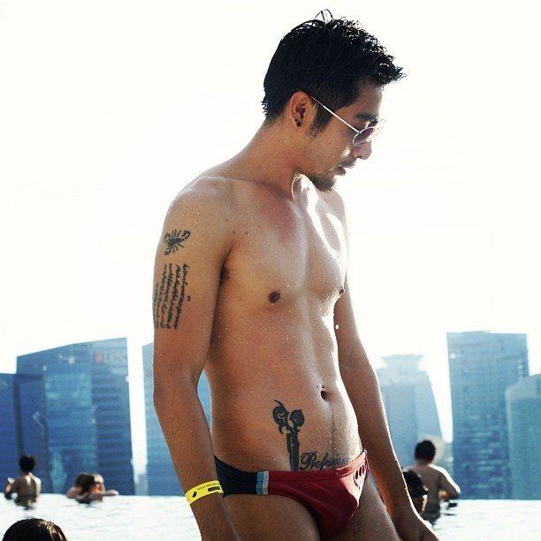 กลัวนิดหน่อยว่าเพื่อนๆจะลืมกัน   เลยไม่อยากขาดการโพสต์ครับ @บารวี 317