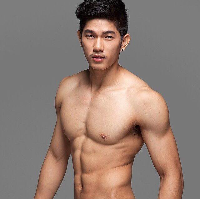 กลัวนิดหน่อยว่าเพื่อนๆจะลืมกัน   เลยไม่อยากขาดการโพสต์ครับ @บารวี 317