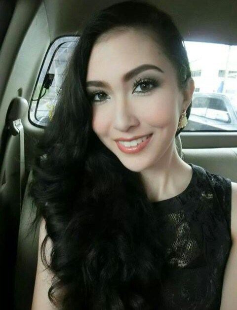 ร่วมเชียร์ แอลลี่ ครองตำแหน่ง Miss universe 2014.