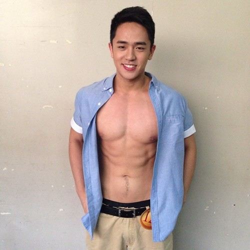 ป้าพามาเสิร์ฟ