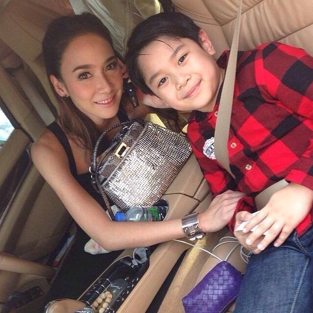 ★★โอ้มายก๊อดดด หน้า อั้ม พัชราภา สวยขึ้นทุกมุมมองจริงๆ★★