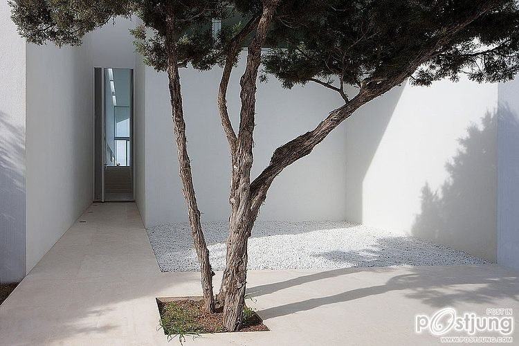 Infinity House by AABE