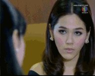 ทราย ปะทะ เสาวนีย์ ในทรายสีเพลิง (GIF)