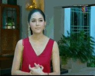 ทราย ปะทะ เสาวนีย์ ในทรายสีเพลิง (GIF)