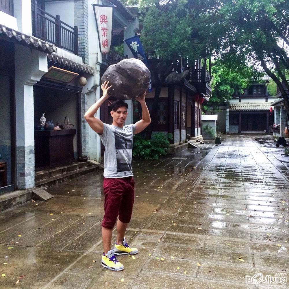 Owen Ng, Koolcheng Trịnh Tú Trung in TVB City