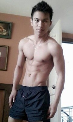 ถอดโชว์เรือนร่าง 580