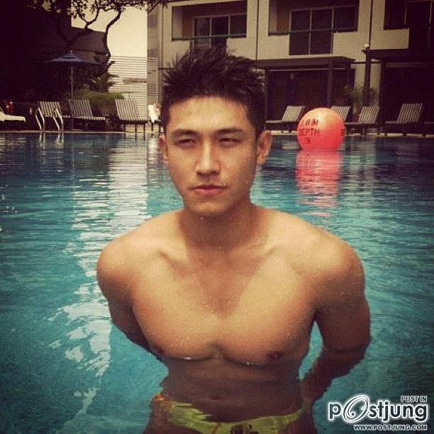 ถอดโชว์เรือนร่าง 580